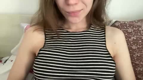 magicgirl50053 online show from March 29, 10:47 am