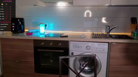 MagicLove online show from March 26, 4:58 am