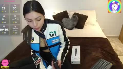 Snapshot of maiaa_evans chatting on September 17, 4:10 am    t  online show from September 17, 4:10 am