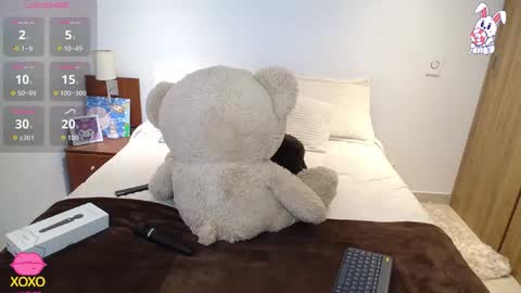 Snapshot of maiaa_evans chatting on September 27, 5:36 am    t  online show from September 27, 5:36 am