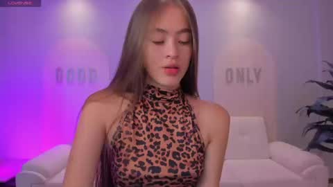  Maia  online show from September 25, 5:55 pm