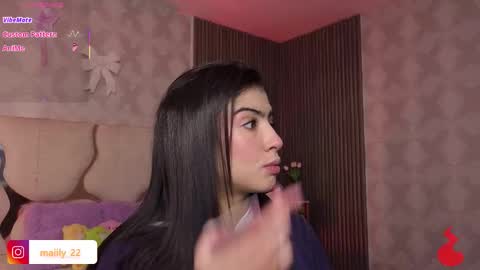 maiily_tay online show from February 9, 12:40 pm