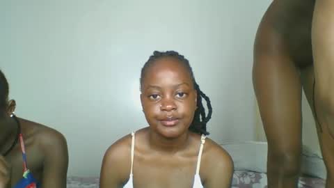 maira luv1 online show from December 20, 8:40 am