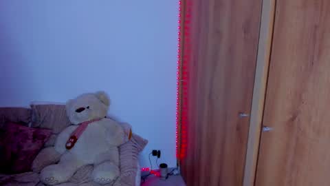 majito online show from April 29, 10:48 pm