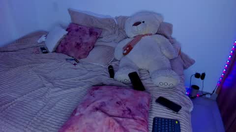 majito online show from April 9, 1:08 am