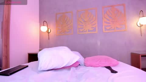 MAJO ROSE  online show from October 1, 8:14 pm