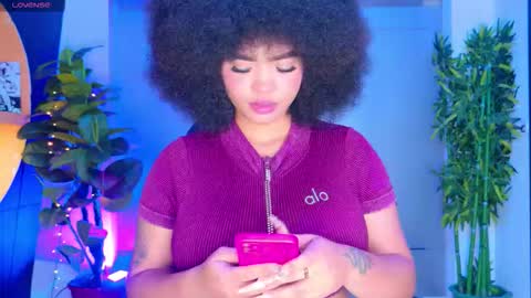   online show from October 27, 1:39 pm