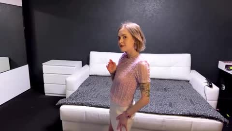 Nicole online show from March 26, 10:55 pm