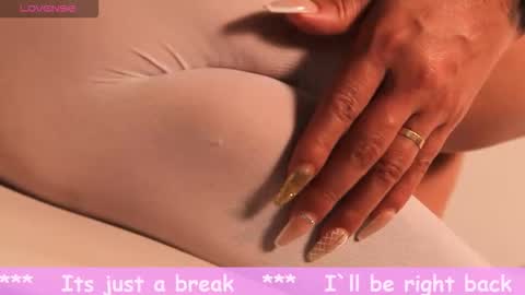 Malory  online show from December 15, 5:56 am