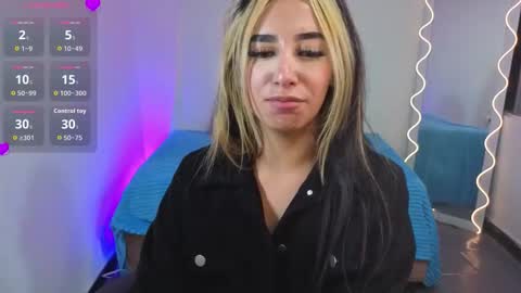 Malory  online show from September 22, 7:23 pm