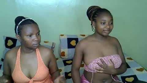 mama_pussie online show from February 15, 2:36 am