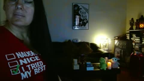 mandaloriangirlsfight online show from December 5, 7:04 pm