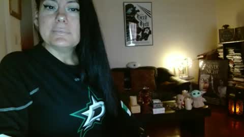 mandaloriangirlsfight online show from November 10, 7:42 pm