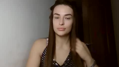 MandiBrooks online show from October 24, 6:09 am