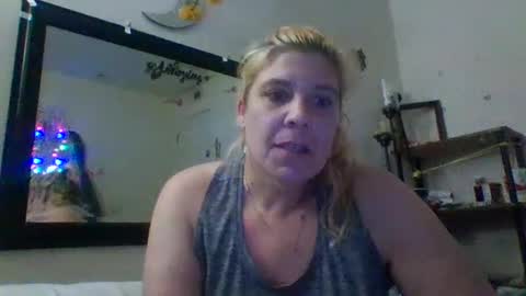 mindy22 online show from March 2, 6:27 am