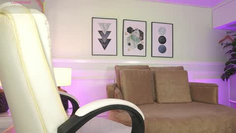 Mandy Collins online show from March 27, 11:33 am