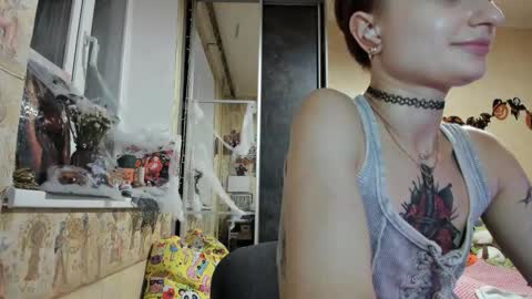 Snapshot of mandyshine chatting on October 21, 7:29 pm Mandy online show from October 21, 7:29 pm