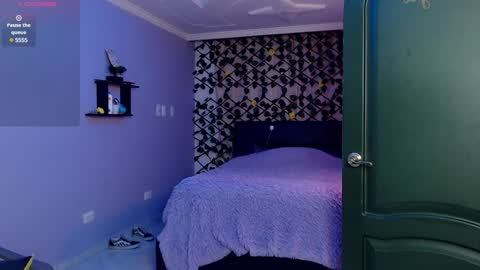 Danny online show from December 23, 2:35 am