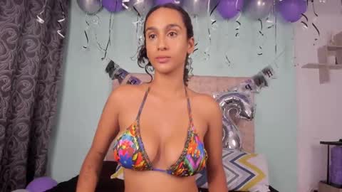 Manu Isaza online show from October 6, 11:53 pm