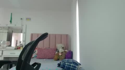 mar510951 online show from November 11, 4:04 pm