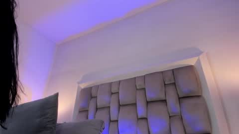 Mara online show from February 1, 1:51 pm