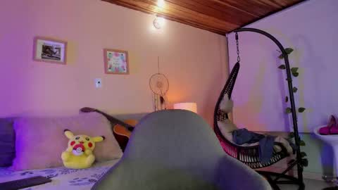 MARA  online show from December 19, 9:40 pm