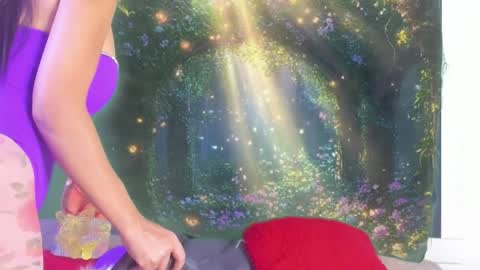 Mara  online show from April 4, 8:18 pm