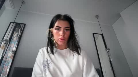 Marakuia online show from December 14, 8:20 am