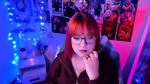 Snapshot of margaret_red chatting on October 23, 8:37 pm Margaret online show from October 23, 8:37 pm