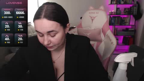 mari moore online show from March 16, 5:44 am