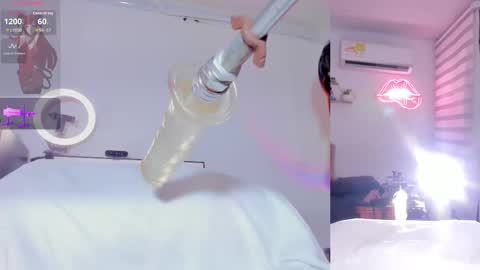 maria_jones__ online show from December 16, 2:06 am