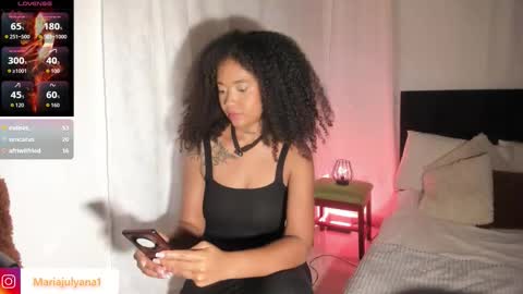 V A N E S S A  online show from March 27, 8:26 am