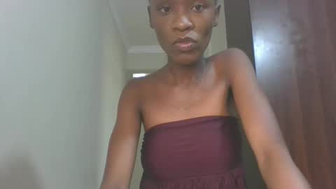 mariahsexy4u online show from February 4, 8:28 am