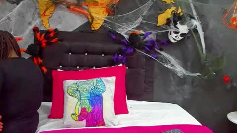  MARIAM online show from November 5, 12:32 pm