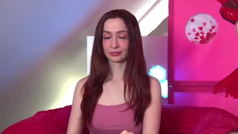 MariaMenson online show from February 15, 7:00 am