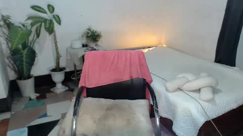 maria online show from January 4, 12:16 am