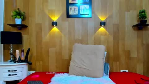 Snapshot of marianaa_aangel chatting on January 15, 6:51 pm Mariana Angel online show from January 15, 6:51 pm