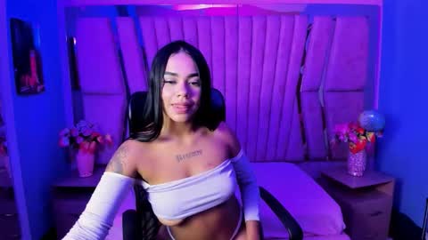 NickyMiler online show from November 7, 2:55 pm