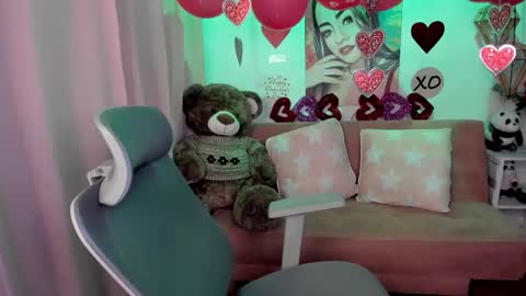 Mariana Lopez online show from February 16, 7:52 am