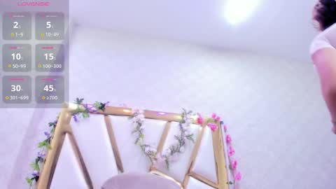 Mariana online show from October 17, 8:45 pm