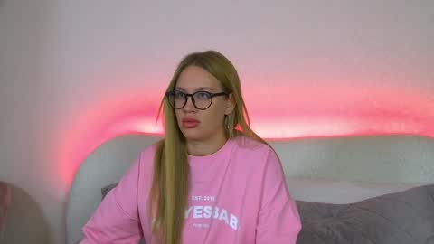 Maria online show from January 25, 6:54 pm