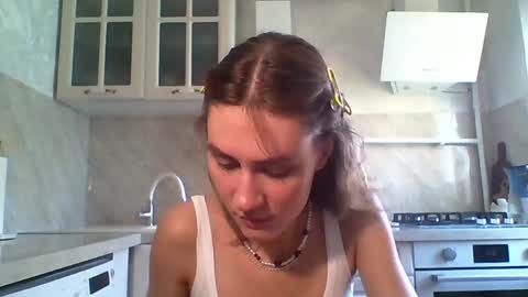 Elianor online show from April 15, 9:21 am