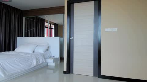 Marie online show from October 15, 9:56 am