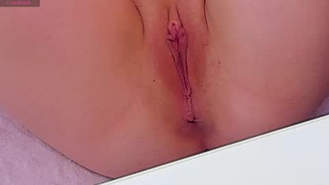 Marie 3 online show from April 8, 7:32 am