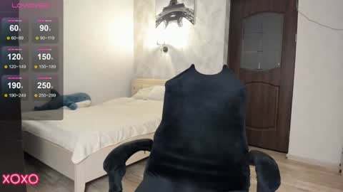 Snapshot of mariella__adams chatting on December 14, 4:19 pm Maria  online show from December 14, 4:19 pm