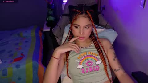    online show from October 31, 7:40 pm