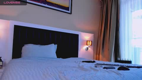 Mari online show from November 6, 8:09 am