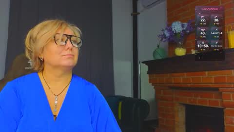 marta_wils online show from November 3, 3:32 am