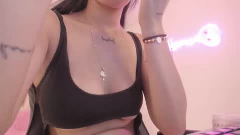   online show from February 23, 12:04 pm