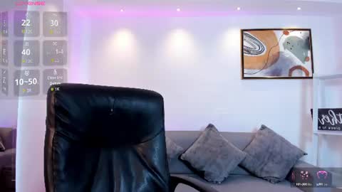 Martina online show from July 6, 1:27 pm